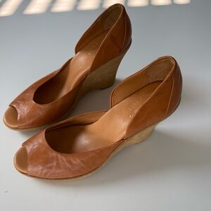 KORK-EASE | Liliana Aranchio cognac Vegetable Leather Peep-toe Wedge Suede Heel